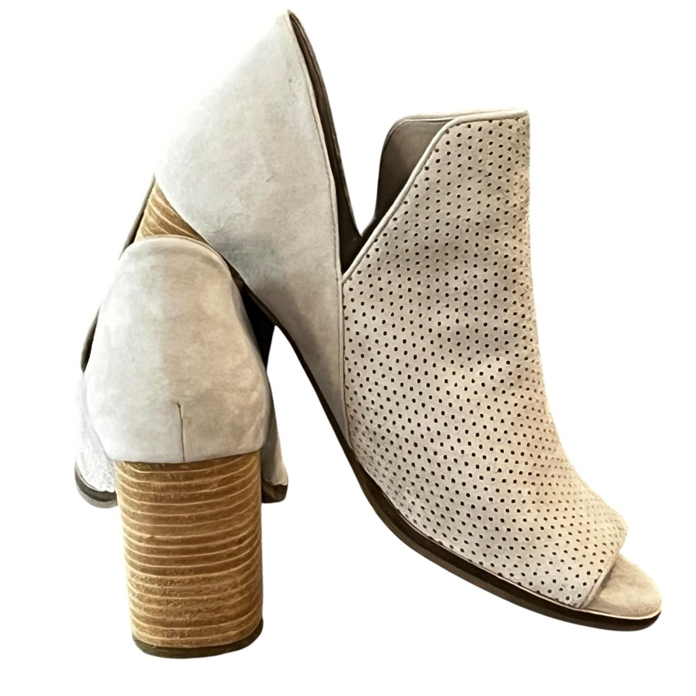 Cole Haan Grand OS Shiloh Booties Womens 8.5 Tan Suede 3" Heel